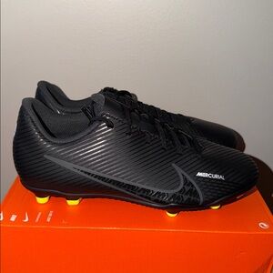 Nike Mercurial Vapor 15 Club FG MG 'Shadow Pack' DJ5958-001 GS Size 6Y